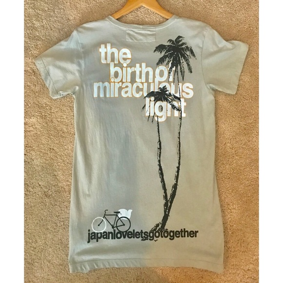 Free City Shirt - Picture 2 of 3